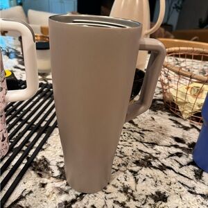 40 oz Brumate with Original Lid (Not Pictured)